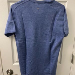 Men's Lululemon Metal Vent Tech Short Sleeve Blue Shirt